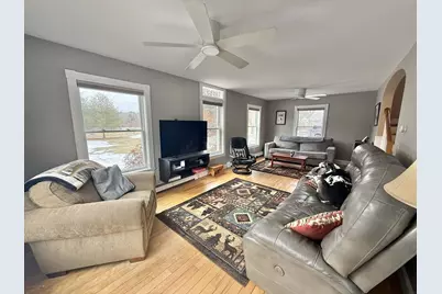 79 S Pleasant Street, Bowdoinham, ME 04008 - Photo 10
