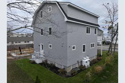 390 Ocean Avenue, Wells, ME 04090 - Photo 2