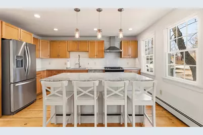 166 E Main Street, Yarmouth, ME 04096 - Photo 12