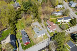 7 Spring St, Hallowell, ME 04347 - Photo 10
