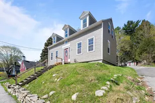 7 Spring St, Hallowell, ME 04347 - Photo 2