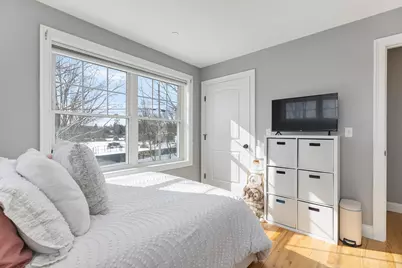 81 Queen Street, Gorham, ME 04038 - Photo 24