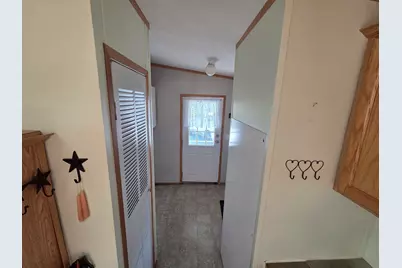 111 Pine Tree Lane, Farmington, ME 04938 - Photo 8