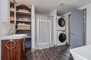 24 Dolloff Dr, Brunswick, ME 04011 - Photo 16