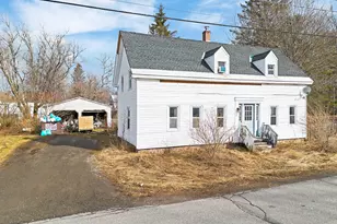 16 Maple St, Vassalboro, ME 04989 - Photo 6