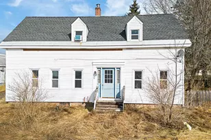 16 Maple St, Vassalboro, ME 04989 - Photo 2