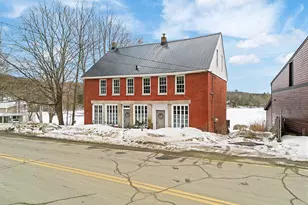 14 Main St, Mount Vernon, ME 04352 - Photo 1