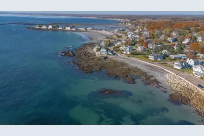 221 Beach Avenue, Kennebunk, ME 04043 - Photo 1
