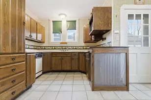 14 Taylor St, Auburn, ME 04210 - Photo 18