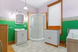 14 Taylor St, Auburn, ME 04210 - Photo 32