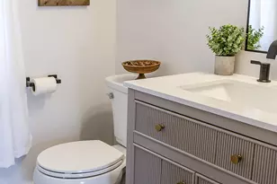 18 Ledgewater Dr, Kennebunk, ME 04043 - Photo 4