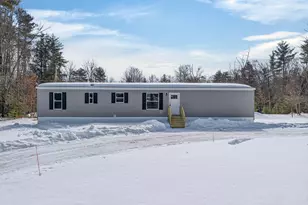 83 Governor Goodwin Rd, North Berwick, ME 03906 - Photo 2