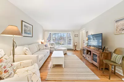 589 York Street #6, York, ME 03909 - Photo 4