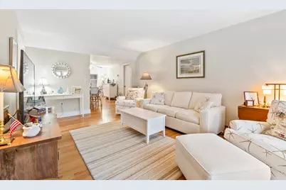 589 York Street #6, York, ME 03909 - Photo 6