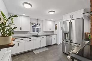 122 Providence Ave, South Portland, ME 04106 - Photo 4