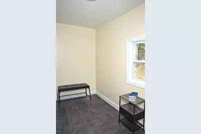 131 Mechanic Falls Road, Oxford, ME 04270 - Photo 10