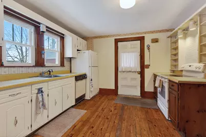 26 Vernon Street, Saco, ME 04072 - Photo 4