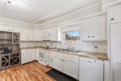5 Webb Road, Waterville, ME 04901 - Photo 8