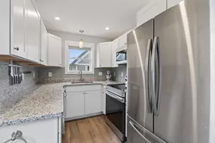 994 Portland Rd, Saco, ME 04072 - Photo 10