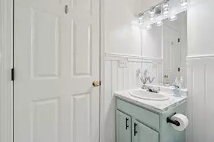 6 B Meadowview Dr, Sanford, ME 04073 - Photo 16