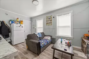 73 College St, Lewiston, ME 04240 - Photo 12