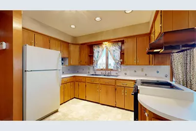 17 Shank Street, Lewiston, ME 04240 - Photo 8