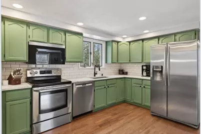 10 Deerfield Circle, Standish, ME 04084 - Photo 8