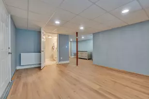 15 Brewster St, Portland, ME 04103 - Photo 16