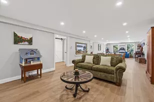 24 Maxwell Woods Dr, Cape Elizabeth, ME 04107 - Photo 26