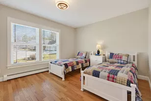 24 Maxwell Woods Dr, Cape Elizabeth, ME 04107 - Photo 18