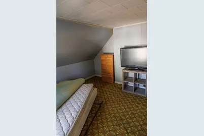 8 Court Street, Vassalboro, ME 04989 - Photo 12