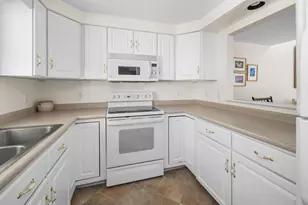 29 Hampton Glen Dr, Kennebunk, ME 04043 - Photo 8