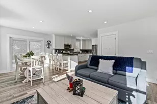 11 Driftwood Ln, York, ME 03909 - Photo 10