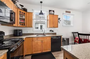 454 Post Rd, Wells, ME 04090 - Photo 10