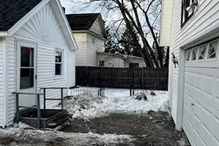 156 Pleasant Ave, Madawaska, ME 04756 - Photo 4