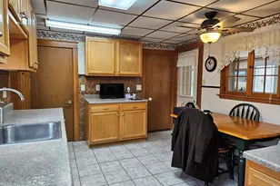 13 Granite St, Mexico, ME 04257 - Photo 8