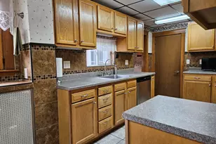 13 Granite St, Mexico, ME 04257 - Photo 10