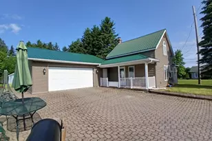 837 Main St, Madawaska, ME 04756 - Photo 2