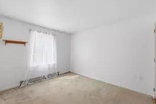 7 Powder Mill Dr, Kennebunk, ME 04043 - Photo 16