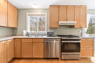 33 Green Ridge Dr, Buxton, ME 04093 - Photo 6