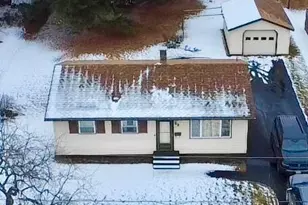 99 Canterbury St, Presque Isle, ME 04769 - Photo 2