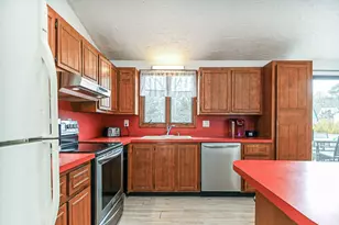 68 Airport Dr, York, ME 03909 - Photo 8