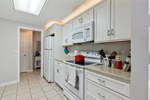 34 Parkwood Dr, Augusta, ME 04330 - Photo 8