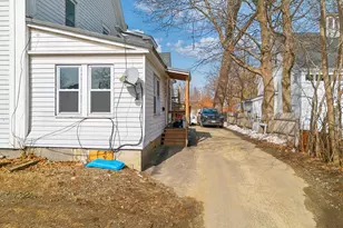 51 Bowdoin St, Winthrop, ME 04364 - Photo 4