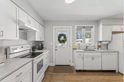 224 Congress Circle, Topsham, ME 04086 - Photo 6