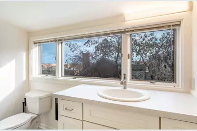 68 Pleasant Street, Portland, ME 04101 - Photo 18