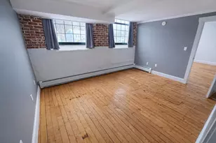 30 Lincoln St, Westbrook, ME 04092 - Photo 8