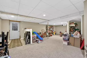 59 Astilbe Ln, Yarmouth, ME 04096 - Photo 32