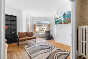 36 Masonic St, Rockland, ME 04841 - Photo 4