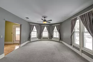 34 Pleasant St, Houlton, ME 04730 - Photo 8